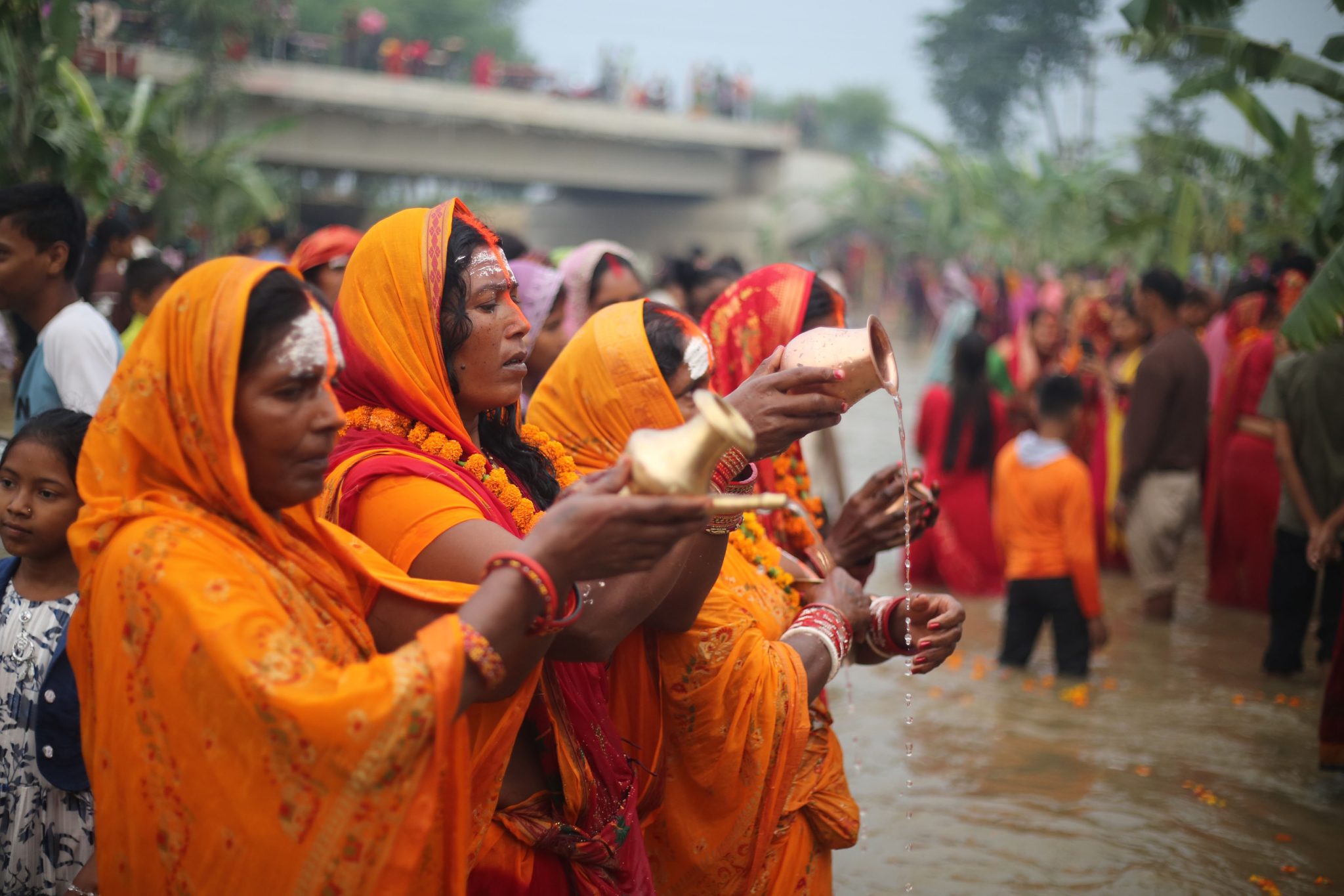 Chhath festival concludes with offerings to the rising Sun - Enewspolar ...